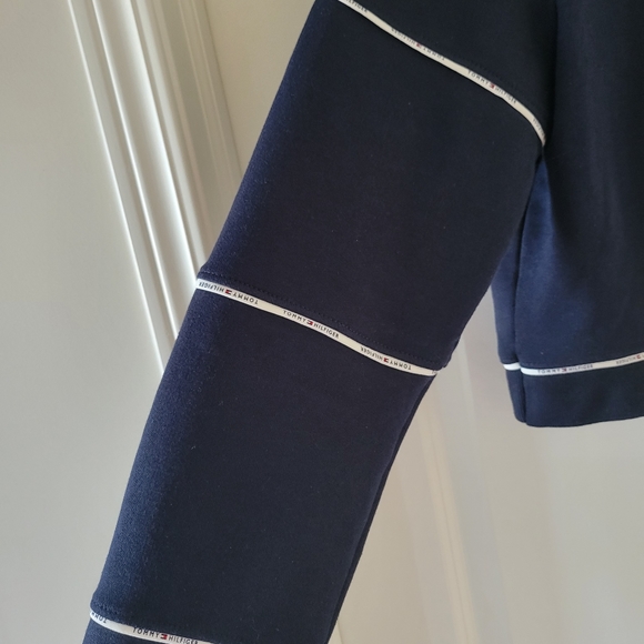 Tommy Hilfiger cropped sweater - Picture 2 of 5